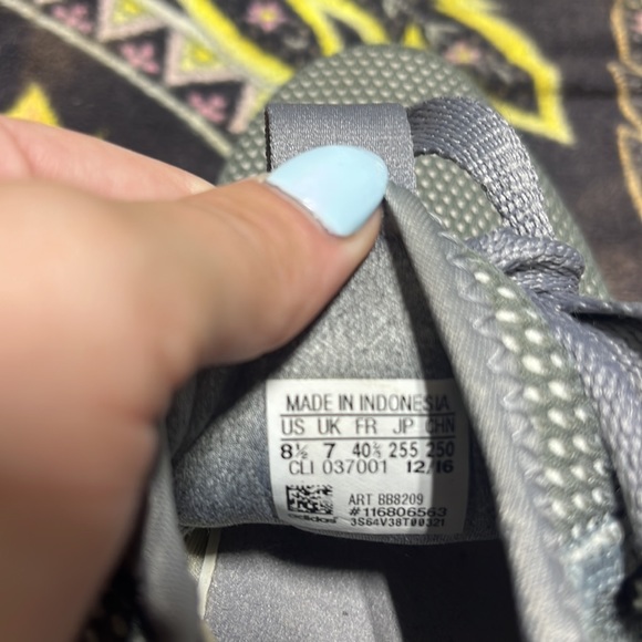 adidas running shoes - Picture 7 of 7